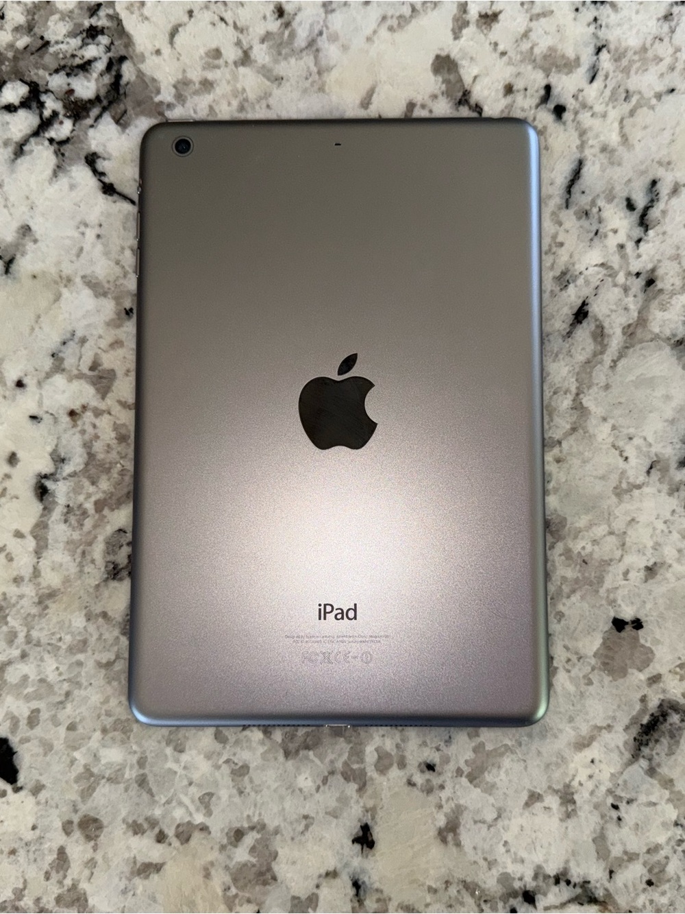 Apple iPad Mini 2nd Gen 32GB Wi-Fi Only 7.9" - Space Gray “Like New”